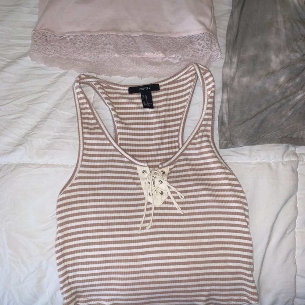 Tank top bundle - Picture 2 of 4